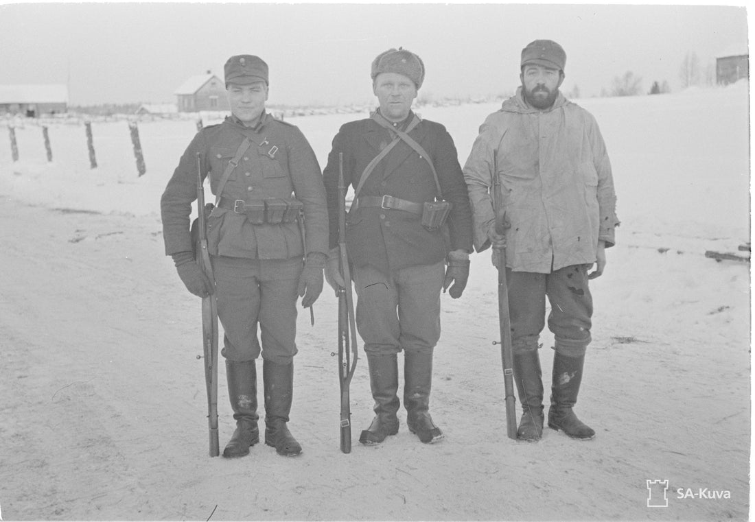 Finnish soldiers wearing the "model Cajander" uniform. Picture SA-kuva